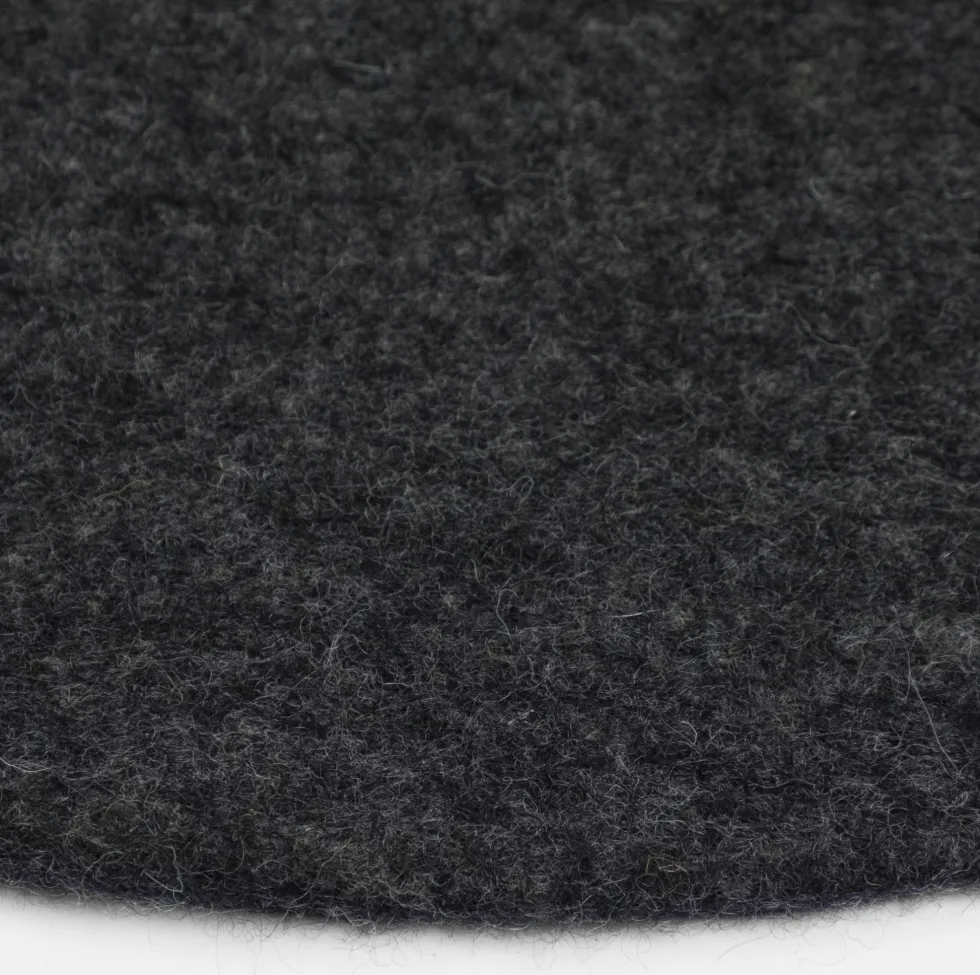 Tapis rond en laine anthracite marbré 140 cm Hugo - myfelt