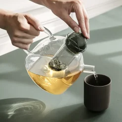 Théière en verre soufflé Still - Ferm Living