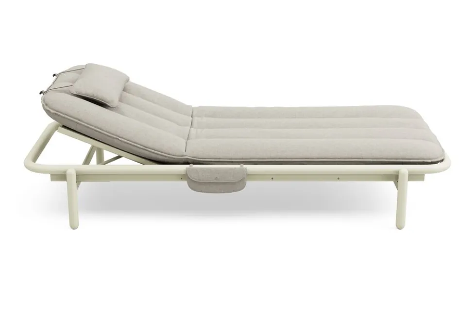 Transat en aluminium beige avec son matelas gris 212x97x39cm Sunbud Fatboy