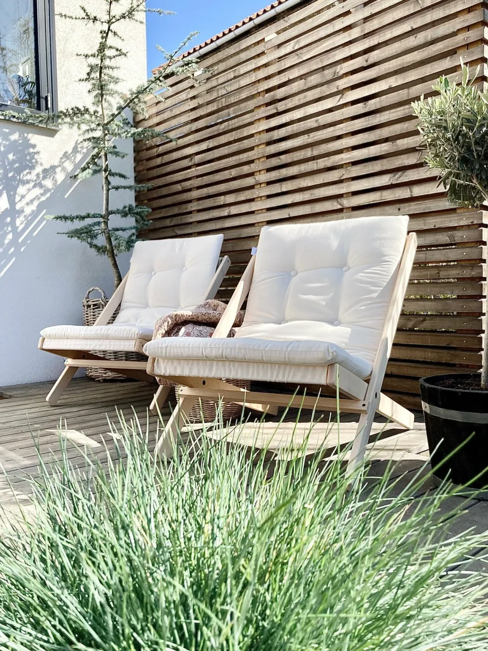 Transat en hêtre et tissu gris foncé Boogie - Karup Design