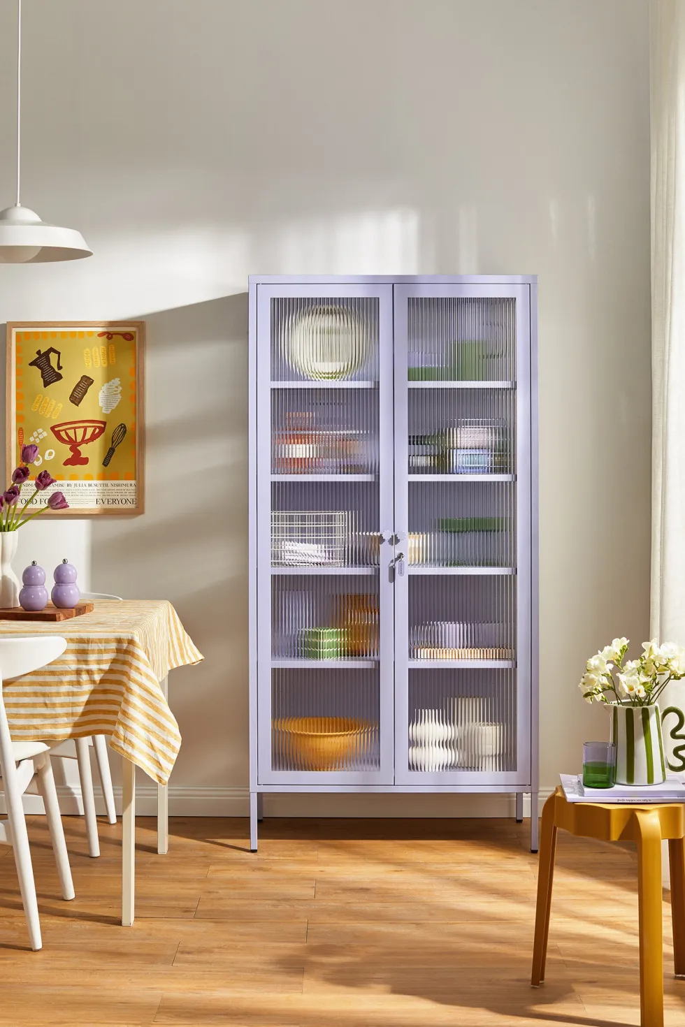Vaisselier en acier lilas et verre cannelé 85x40x170cm The Collector - Mustard Made
