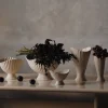 Vase en grès blanc cassé 23cm Fountain - Ferm Living