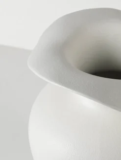 Vase en grès émaillé mat blanc cassé 33x44cm Florentina - Broste Copenhagen