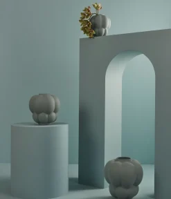 Vase en grès pale mint 26x28cm Uva - AYTM