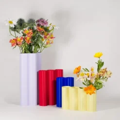 Vase en plastique recyclé bleu ciel 16,5x6x22cm Alvaro - WARREN ET LAETICIA