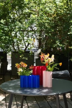 Vase en plastique recyclé bleu ciel 16,5x6x22cm Alvaro - WARREN ET LAETICIA