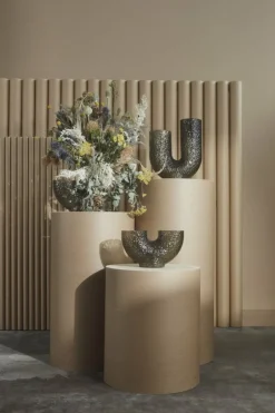 Vase en verre noir 40 cm Arura - AYTM