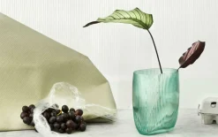 Vase en verre soufflé bleu 18 cm Tide bleu - Normann Copenhagen