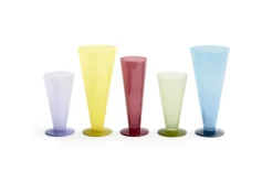 Vase en verre vert clair et vert foncé 9,6x18cm Conical - HAY