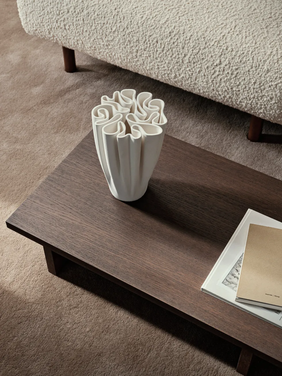 Vase organique en grès blanc Dedali - Ferm living