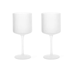 2 verres à vin rouge en verre givré 7,9x18,2cm Ripple - Ferm Living